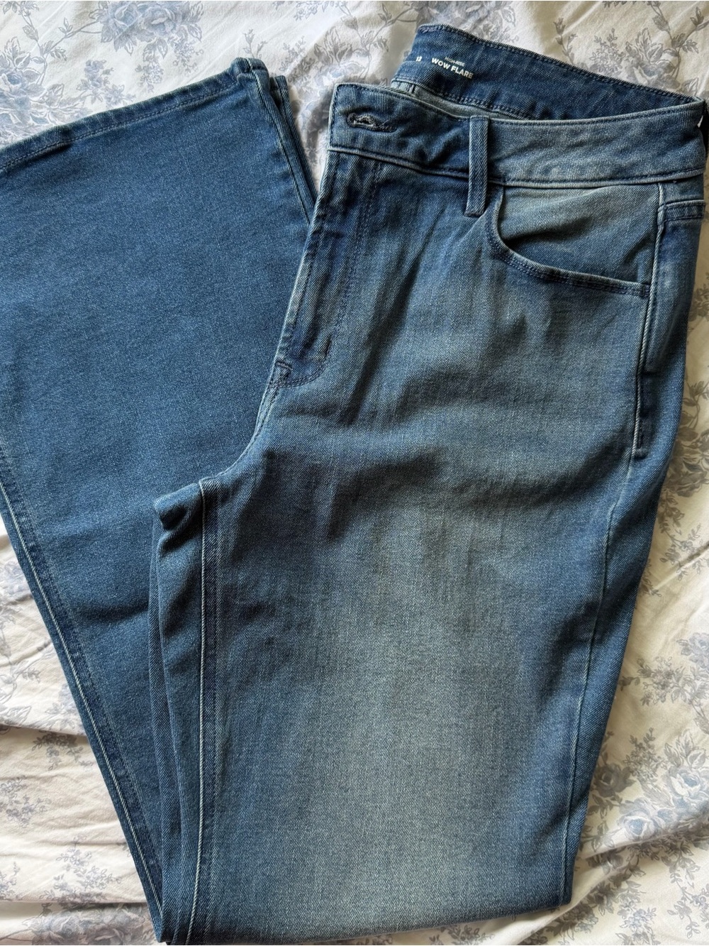 Old Navy Wow Flare jeans